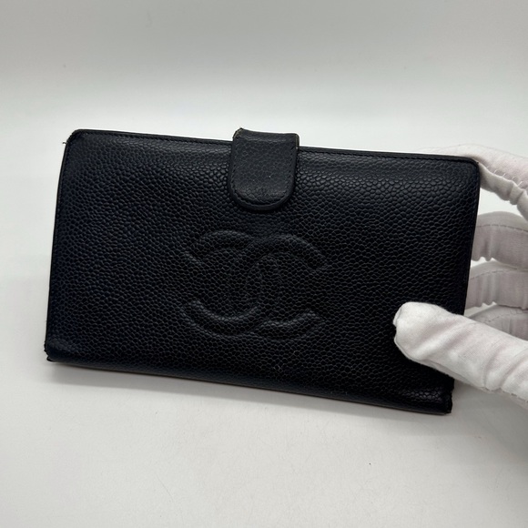 Chanel Large Pebbled leather wallet - Picture 1 of 14
